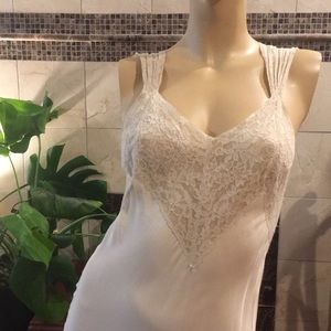 ❌ SOLD❌ Sexy vintage nightgown or slip
